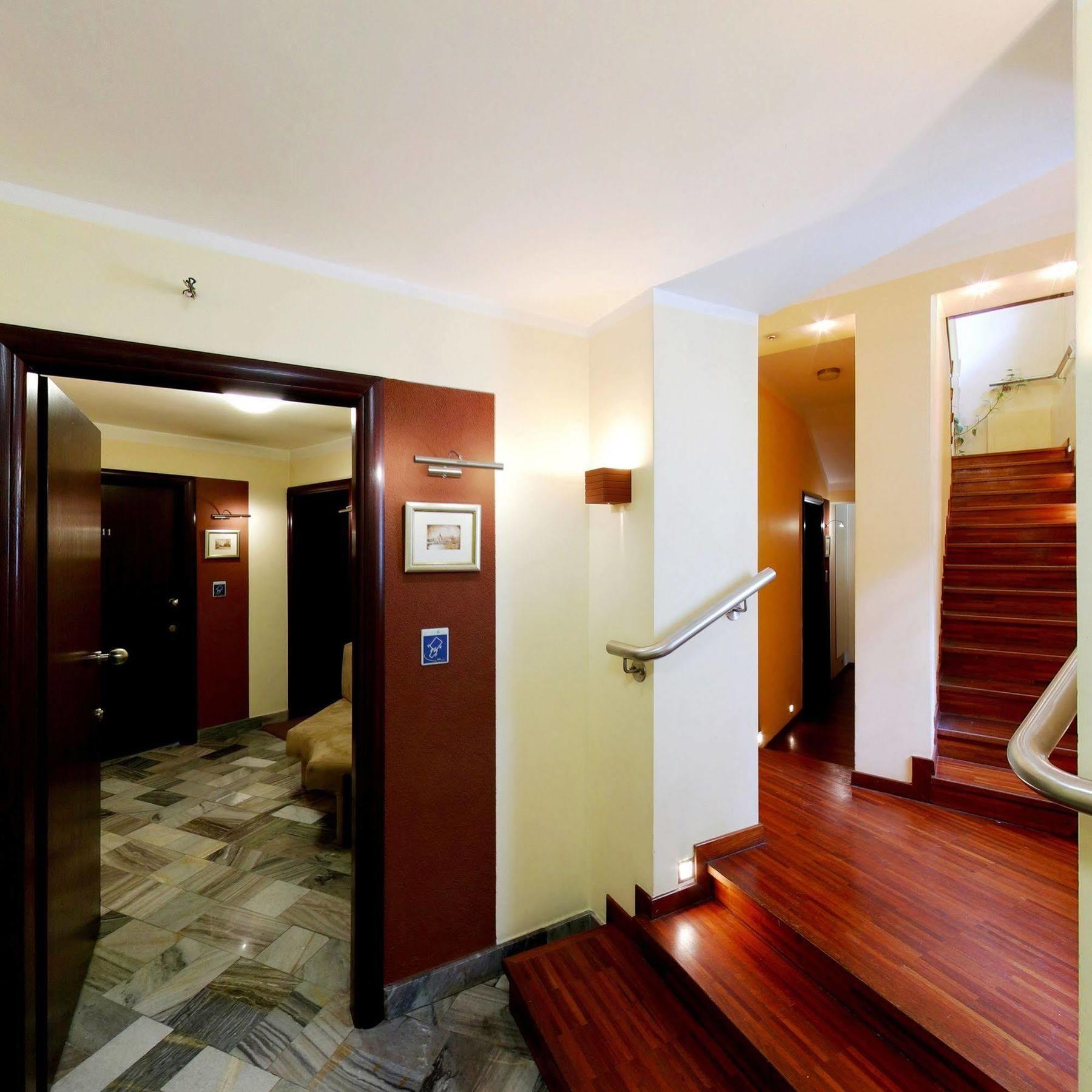 Atlantic Aparthotel คราคูฟ ภายนอก รูปภาพ